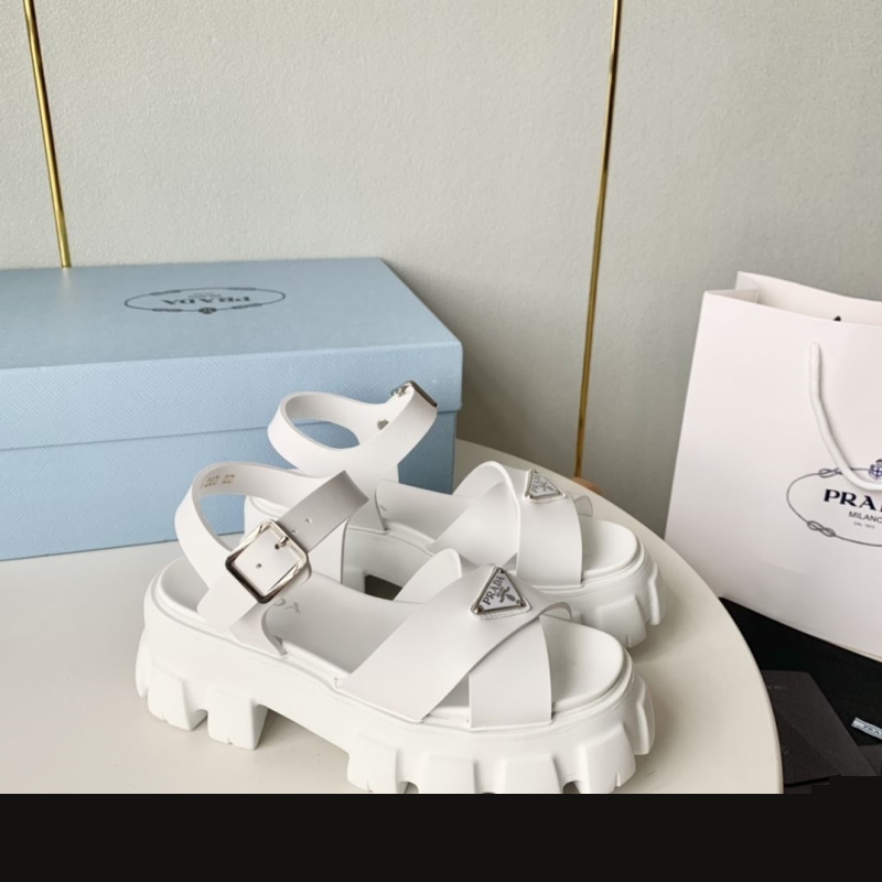 Pra*a sandals